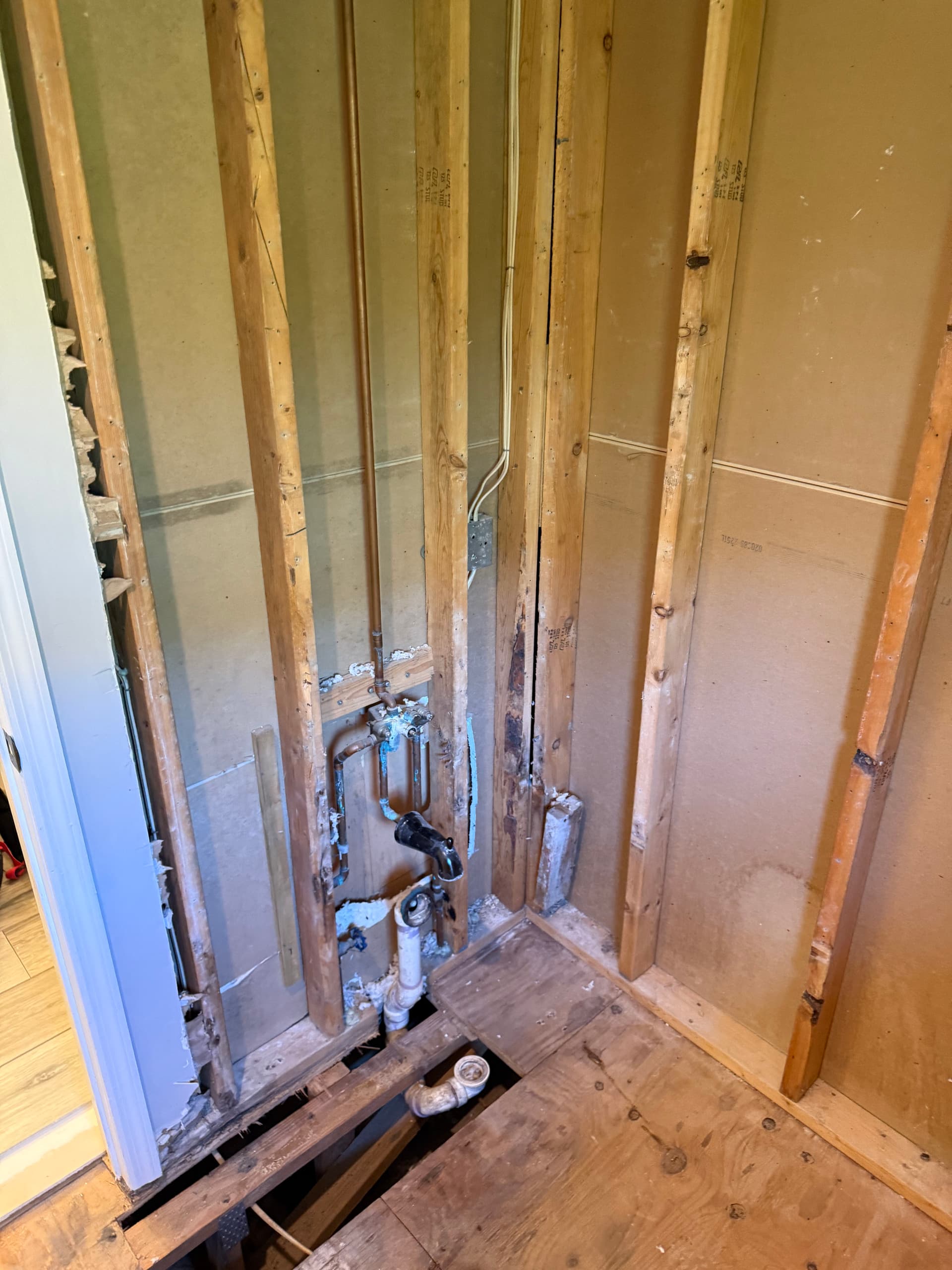 Gallery photos for Exciting Bathroom Renovation Journey with Gulf Flow Plumbing: Image #4