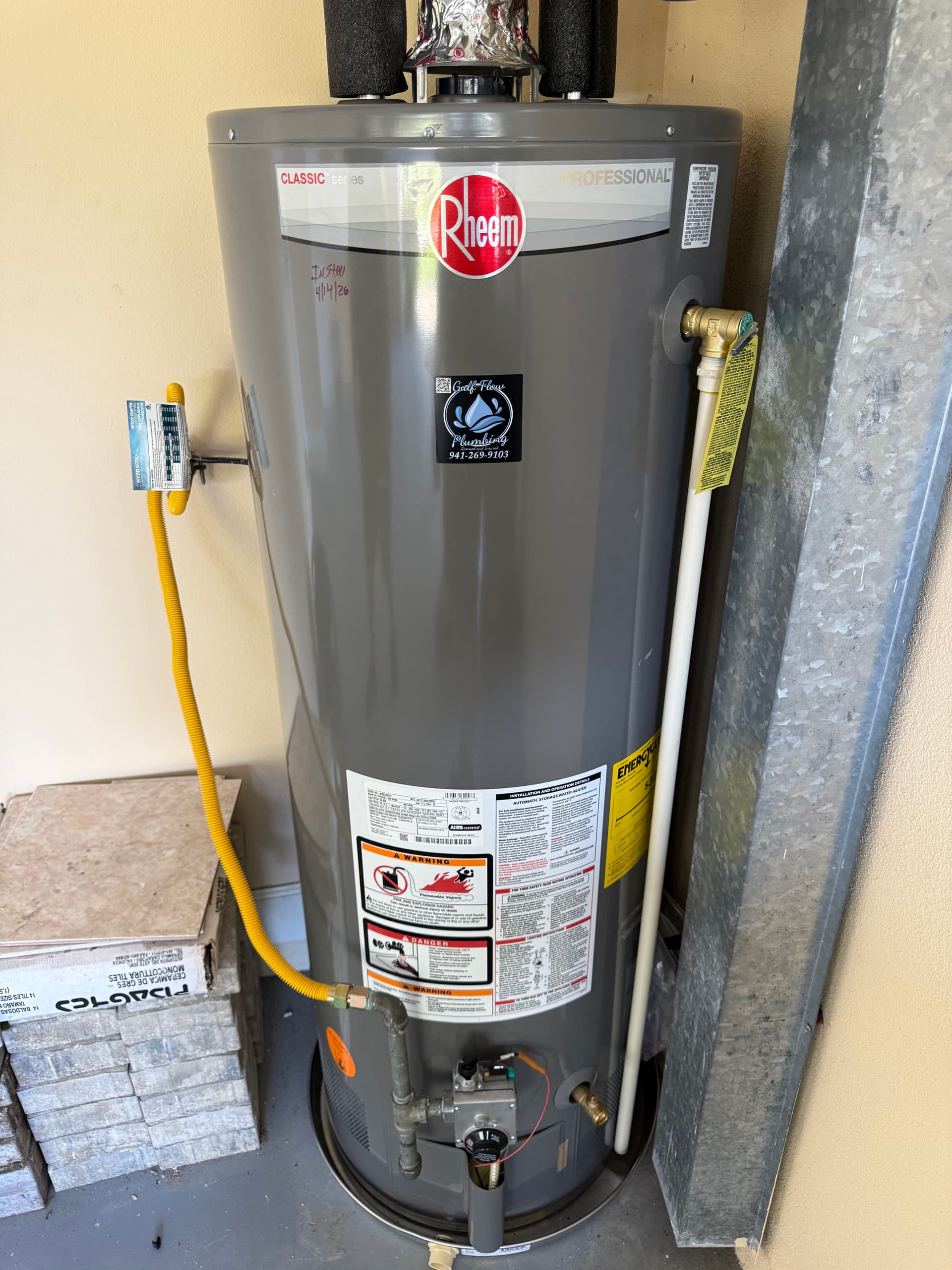 Gallery photos for Rheem 50-Gallon Natural Gas Water Heater Installation Done Right: Image #2