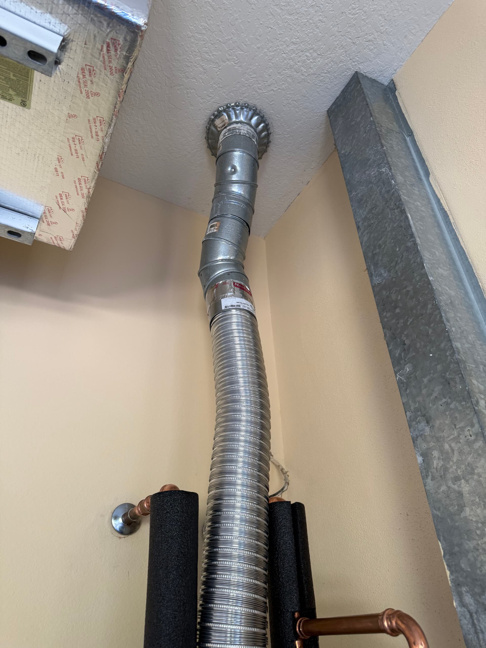 Gallery photos for Rheem 50-Gallon Natural Gas Water Heater Installation Done Right: Image #6