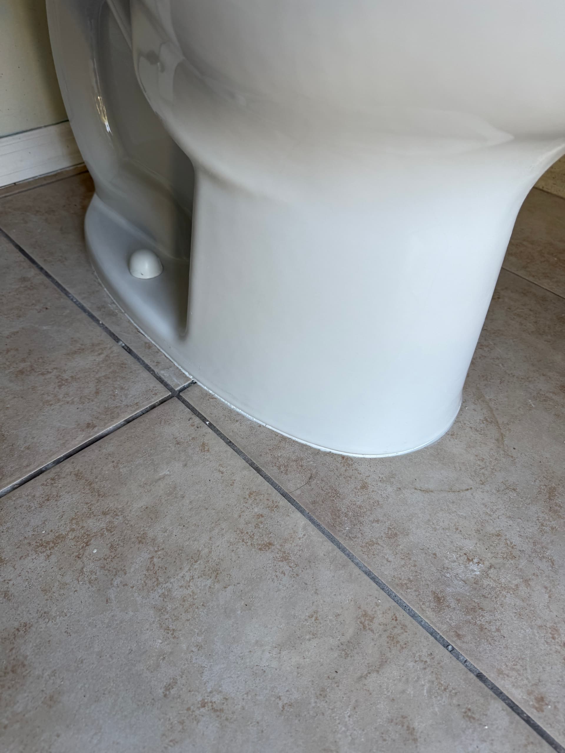 Gallery photos for Sleek New Toilet Installation with American Standard Pro Cadet: Image #6