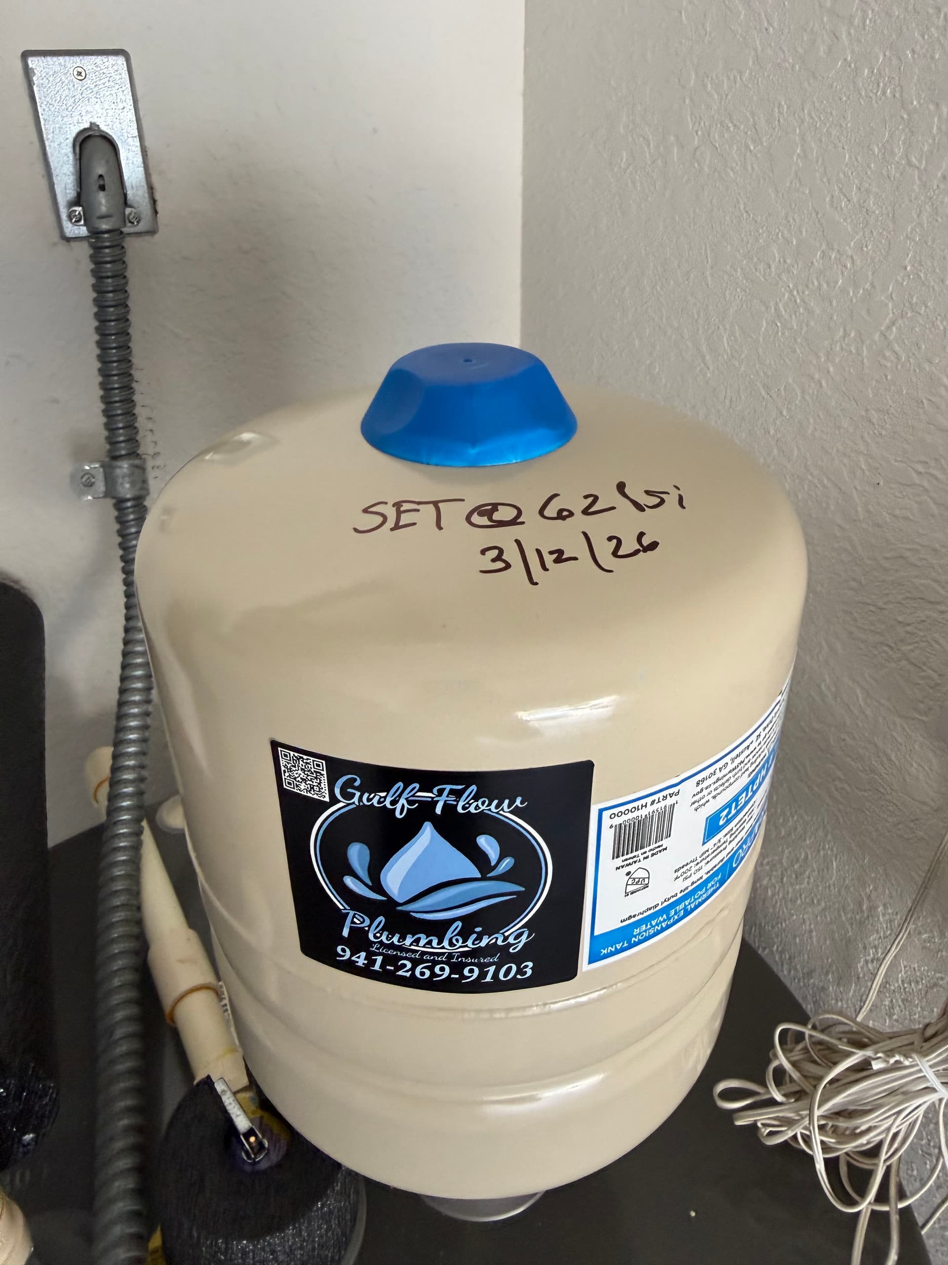 Gallery photos for 50 Gallon Rheem Water Heater Installed with Precision: Image #2